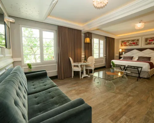 Hotel Sommelier Boutique Hotels near Lastarria