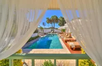 Palas Alaçatı - Adult Only - สระว่ายน้ำส่วนตัว