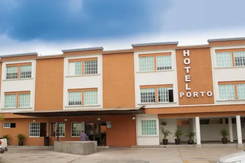 Porto Hotel Hotels in Lazaro Cardenas