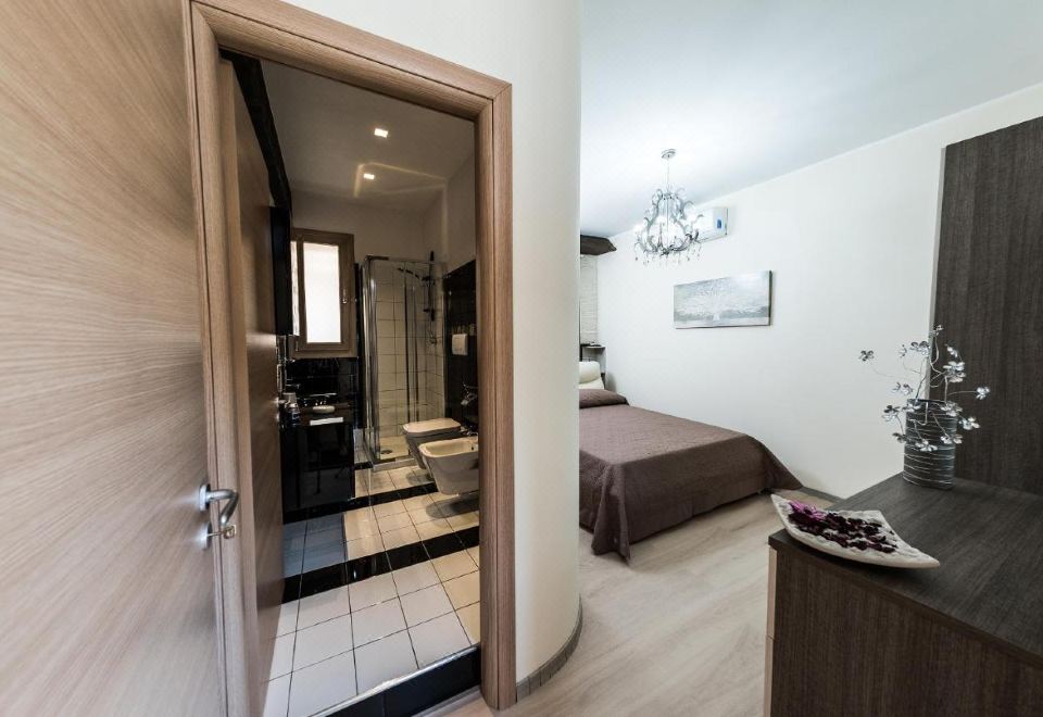 Ariston Suite - Housity