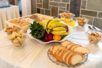 Christiana Hotel - breakfast