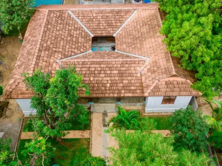 Thambu Illam Отели рядом с достопримечательностью «University of Jaffna Faculty of Science»