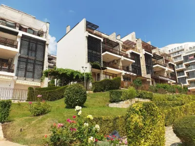 Dolce Vita Apart Complex Hotels in Sveti Vlas