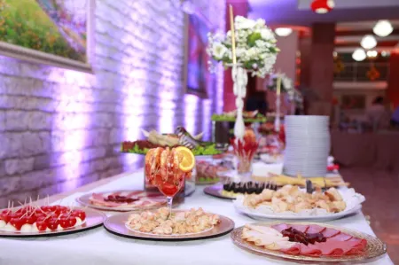 Rozafa Hotel Отели в г. Shkodra