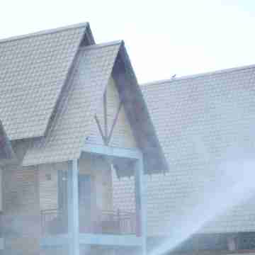 Laya Waves Hotel Exterior