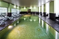 Golden Tulip Sao Joao Da Madeira Hotel - Pools