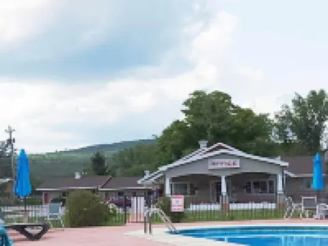 Gorham Motor Inn Hotels in Coos County