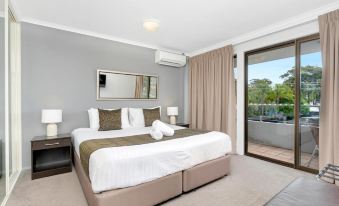 Peninsula Nelson Bay Motel and Serviced Apartments