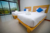Takhun Mountain View Hotels in Ban Ta Khun District