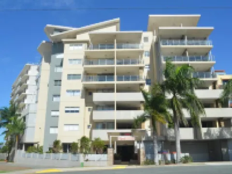 Redvue Luxury Apartments Hotels in Redcliffe