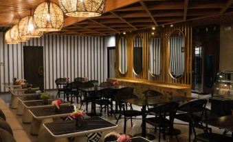 Adelina Hotel and Suites