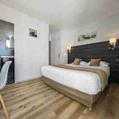 HÔTEL LA ROTONDE Rooms