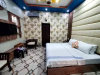 Diplomat Inn Hotel โรงแรมใน