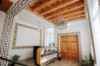 B-House Boutique with Terrace