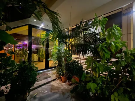 26 bed and coffee Отели рядом с достопримечательностью «Храм Ада и Рая»