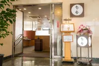 Hotel Suncrest Hôtels à : Konan