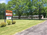 Dunlop Motel Hotels in Goderich