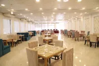 Jewel Assiut Hotel - Uima-altaat