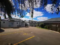 Airport Birches Motel Hotels near Avonhead