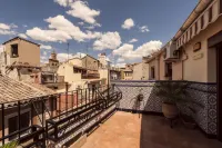 Atico-Terraza Imperial Hotels in Toledo