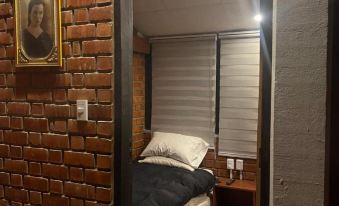 Onkel Inn Wagon Sleepbox Uyuni