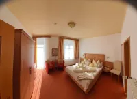 Hotel-Garni Drachenburg Hotel di Wallgau