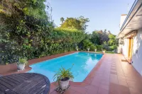1 on Ross Hotels in Makana Local Municipality