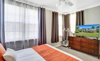 Luxury Casa Mila 7Br with Private Heated Pool