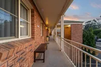 Golf Links Motel