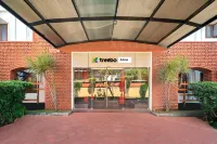 Itsy Hotels Adrak Hotels in Kumarapuram