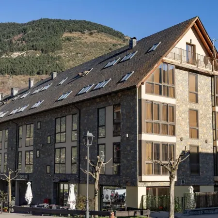 Aparthotel NOU Vielha