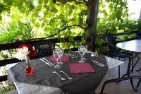 Logis des Crêtes de Pignols Hotels in Lauzerte