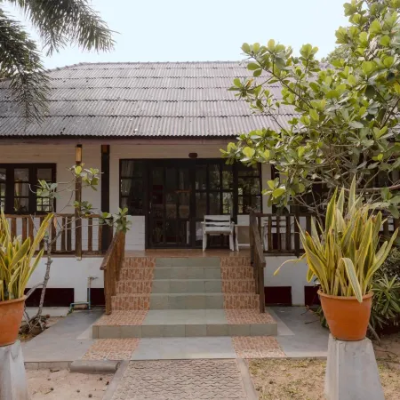 Baanboonpetch Resort