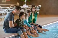 Days Inn by Wyndham Petoskey - Pools