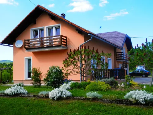 Guesthouse Blazenka Hodak Hotels in Čatrnja