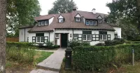 Rose House B&B Hotels in Gavere