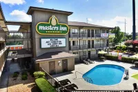 Masters Inn Tucker - Pools