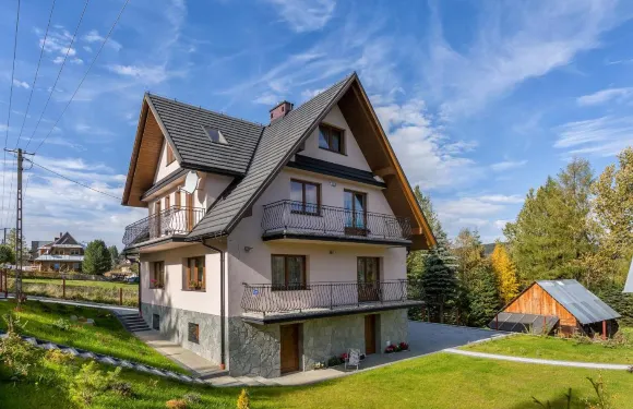 威亞阿齊扎旅館