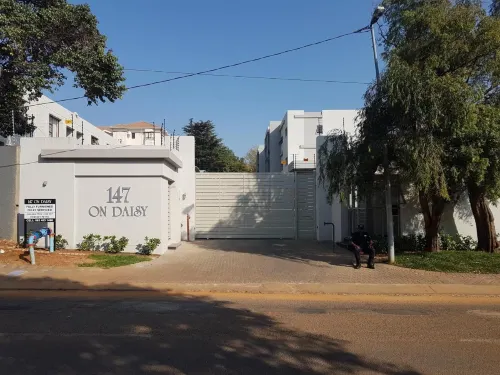 Daisy Place - Condos