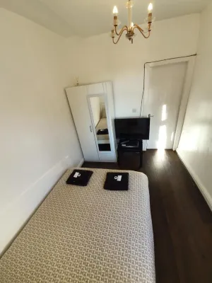 Regent Guest House Hotels near JD Sports