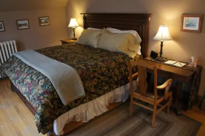 Maplecroft Bed & Breakfast Các khách sạn ở Montpelier