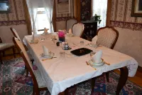 Cheney House Bed & Breakfast - Bed and Breakfasts