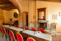 Antica Dimora Leones Hotels in Peccioli
