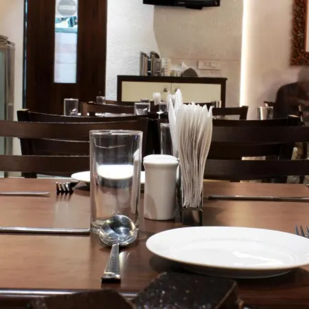 Hotel Sri Sri Executive Kolhapur Near Mahalaxmi Temple