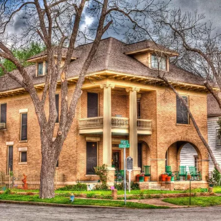 Katy House Bed and Breakfast