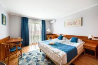 Holiday Club Apartman Hotel Hotels in Zalacsany