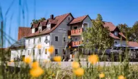 Gasthaus zur Linde Hotels in Dombühl