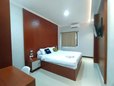 Urbanview Wisma Wirasatya Akpol Semarang by RedDoorz Hotels in Gajahmungkur Subdistrict