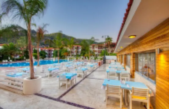 알리제 호텔 외뤼데니즈 - 올 인클루시브