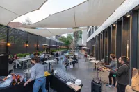 Ola Santiago Providencia, Tapestry Collection by Hilton - breakfast